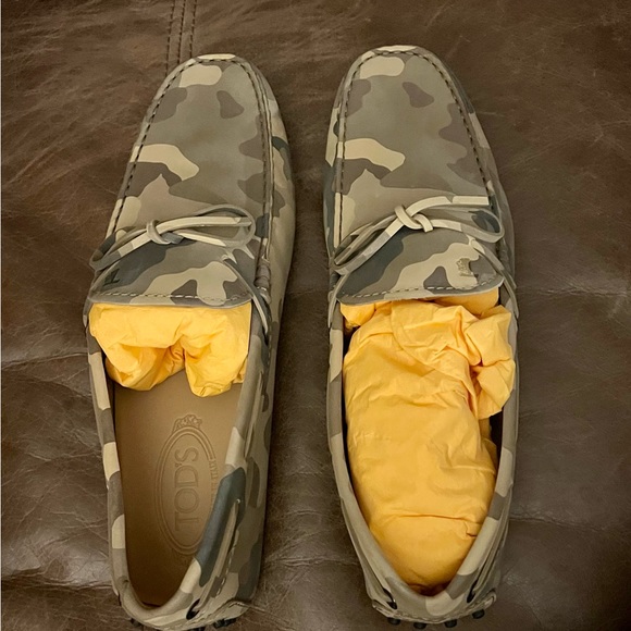 Mens new Tods shoes - Picture 2 of 3